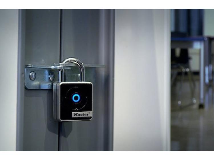 Masterlock Vorhängeschloss Bluetooth Schwarz/Silber