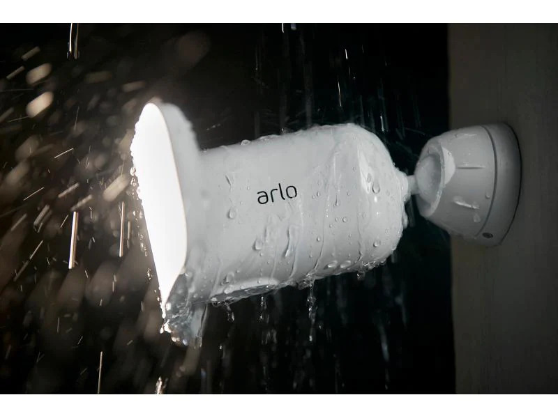 Arlo Pro 3 Flutlichtkamera FB1001 Weiss