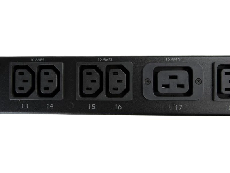 APC Zero-U-Space PDU AP7552 20x C13, 4x C19 16 A