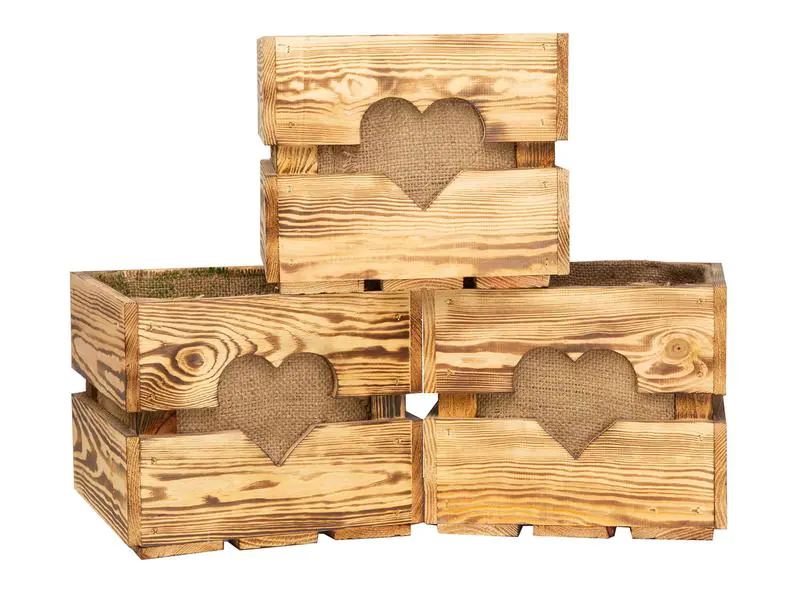 Holz Zollhaus Holzharasse mit Herzausschnitt, geflammt 30 x 30 cm