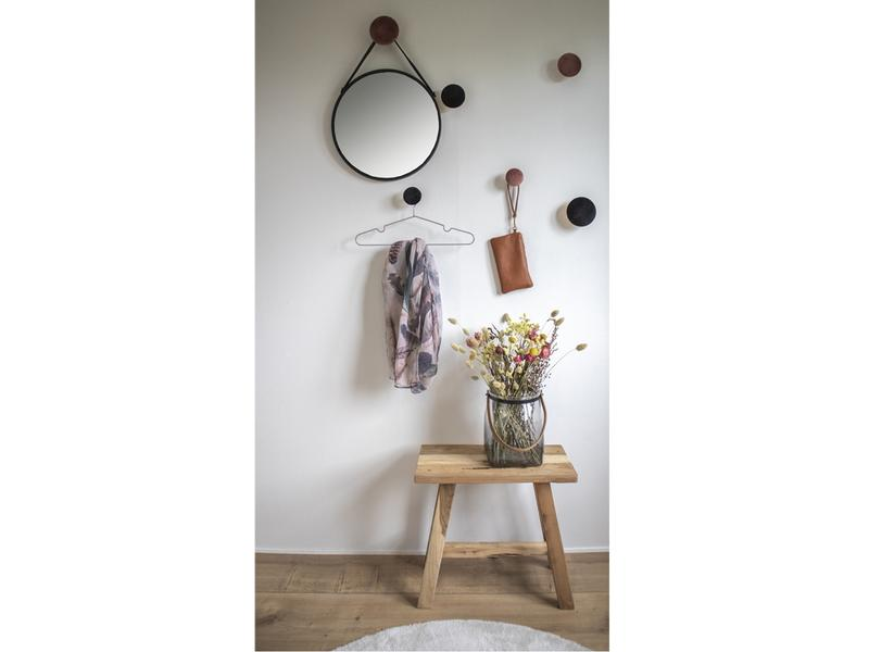 House Nordic Bank Barcelona 50 x 45 cm, Braun