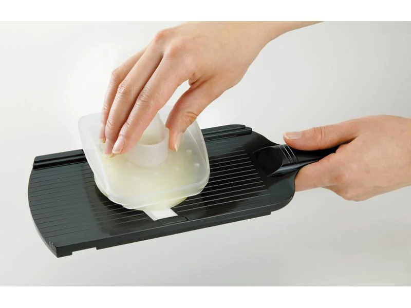 Kyocera Küchenreibe Schwarz