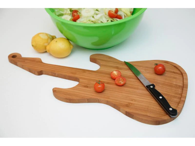 Kikkerland Schneidebrett Gitarre aus Bambus 22 cm x 49 cm