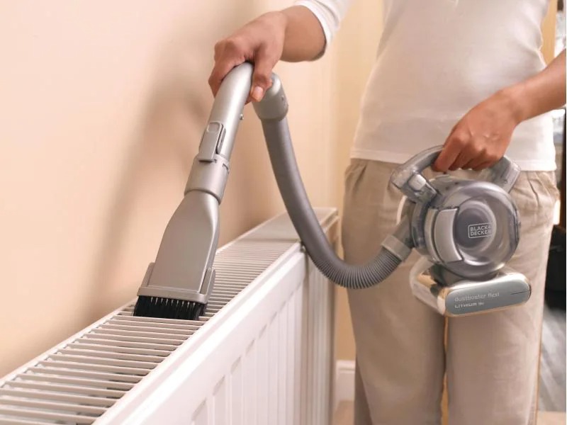 BLACK+DECKER Akku-Handsauger Dustbuster Flexi Silber