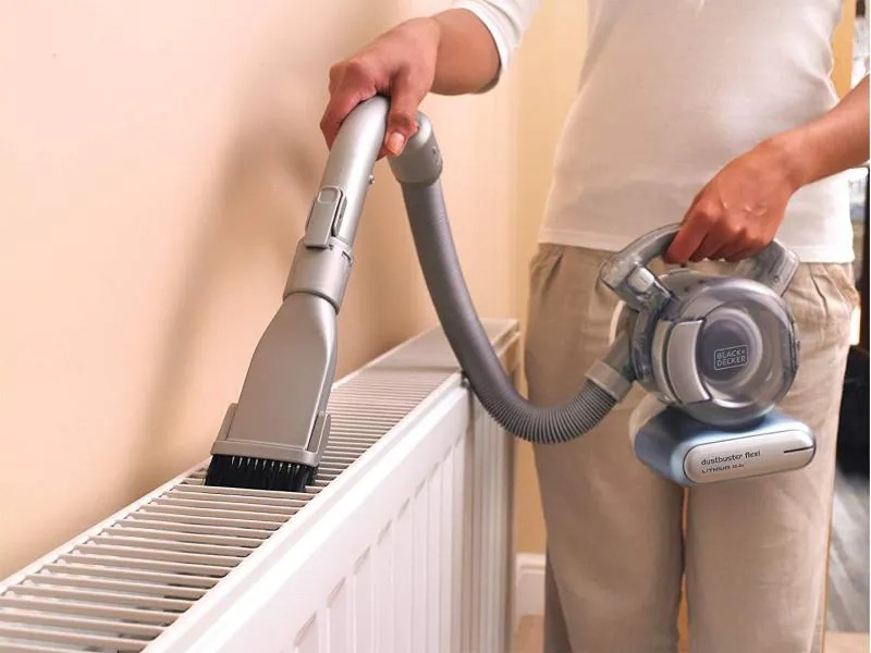 BLACK+DECKER Akku-Handsauger Dustbuster Flexi Silber, Blau