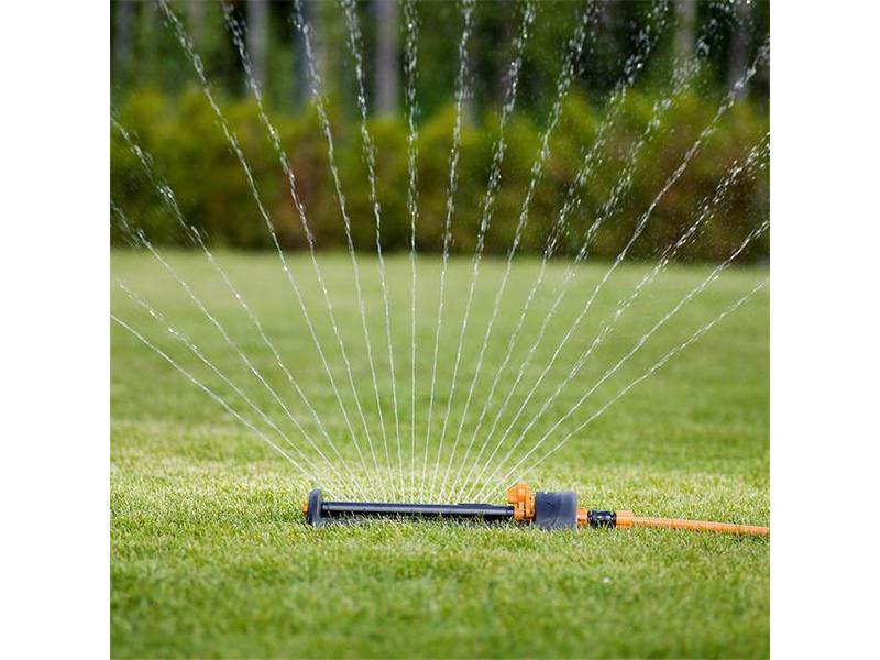 Fiskars Oszillierender Sprinkler On/Off