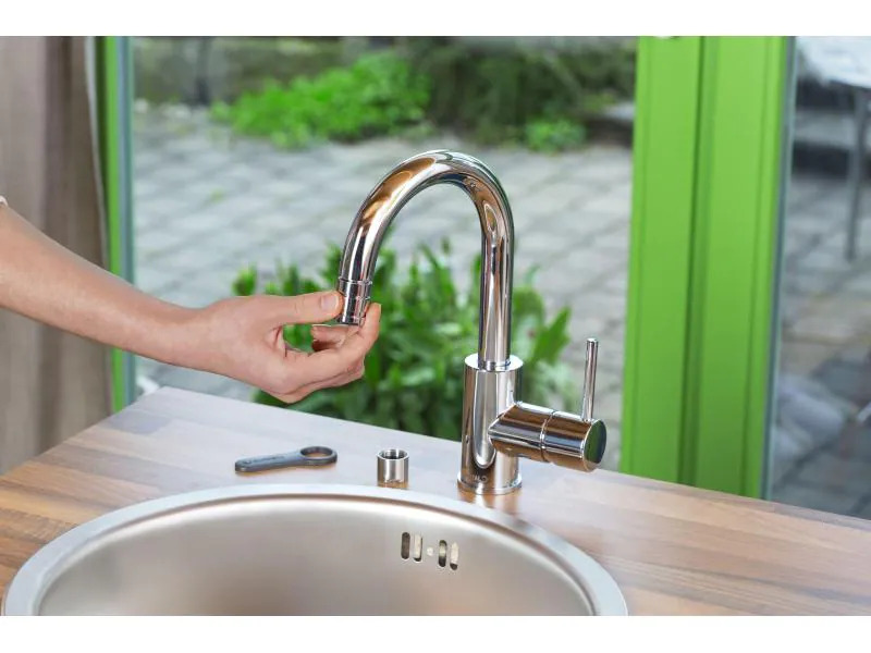 Gardena Hahnverbinder M 24/M 22 für Indoor-Wasserhähne