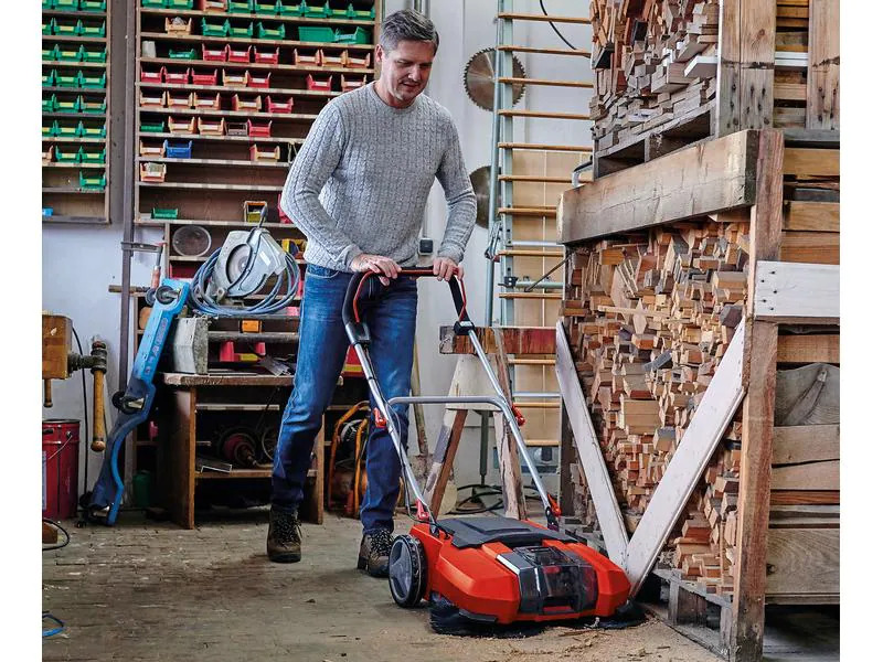 Einhell Akku-Kehrmaschine TE-SW 18/610 Li-Solo, Rot