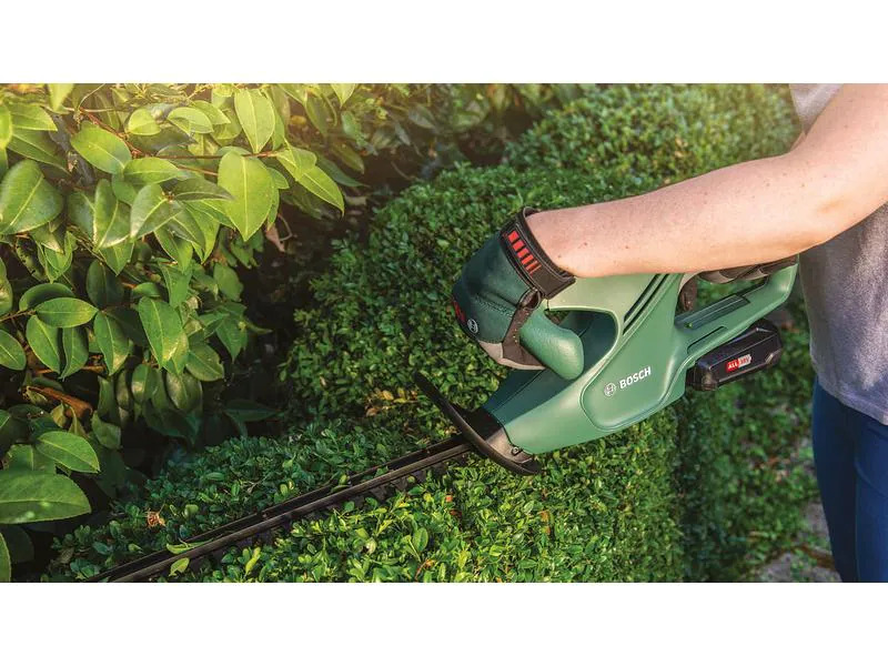 Bosch Akku-Heckenschere EasyHedgeCut 18-45 Solo Solo