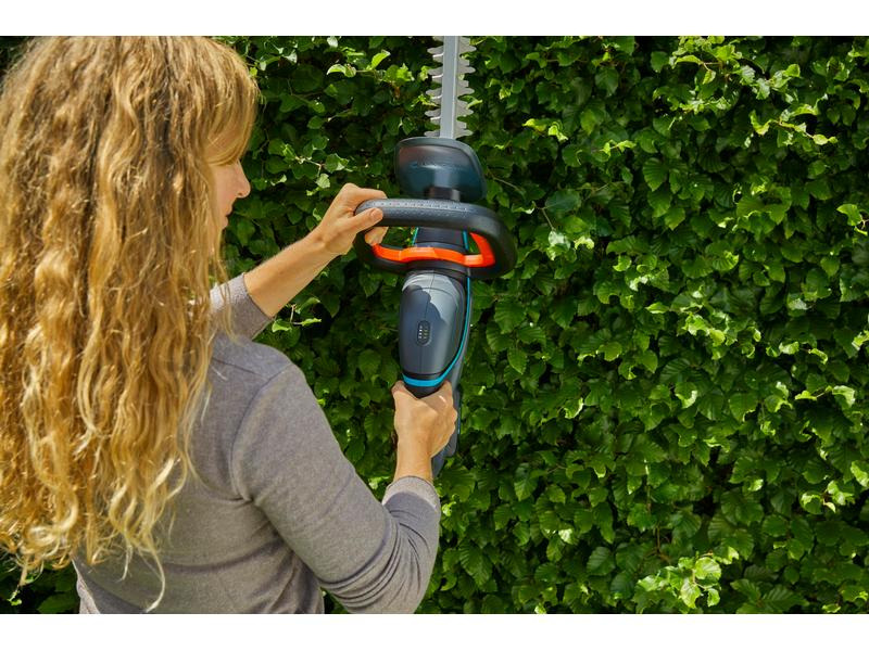 Gardena Akku-Heckenschere ComfortCut 60/18 V P4A Solo
