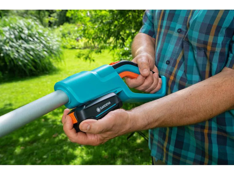 Gardena Teleskop-Heckenschere THS 42/18 V P4A Set