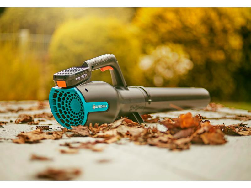 Gardena Akku-Bläser PowerJet 18 V P4A Set