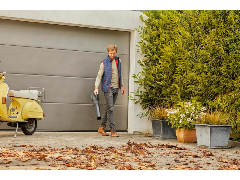 Gardena Akku-Bläser PowerJet 18 V P4A Set