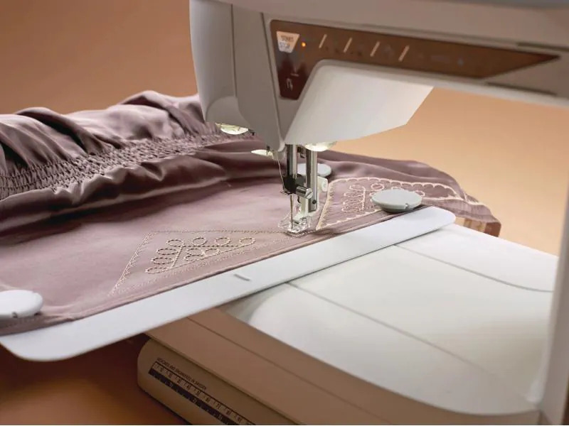 Husqvarna Stickmaschine Topaz 40