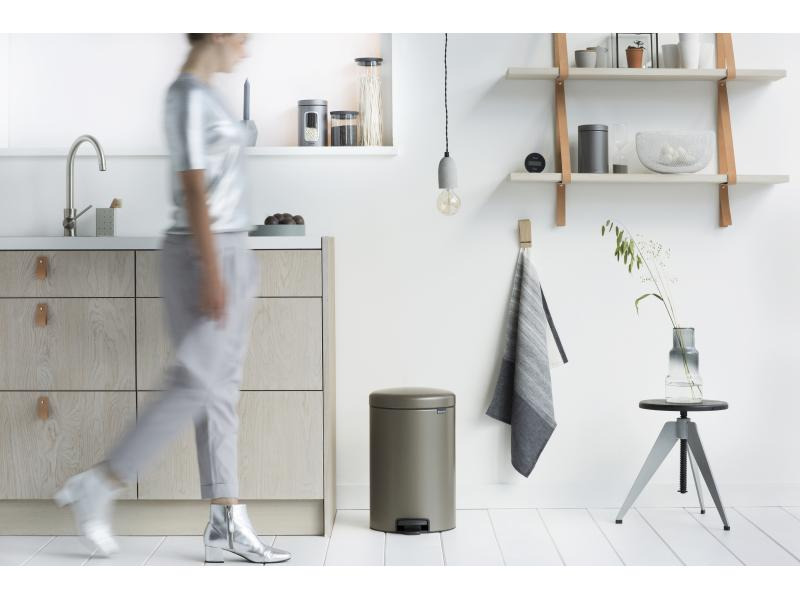 Brabantia Treteimer NewIcon 20 l, Platinum