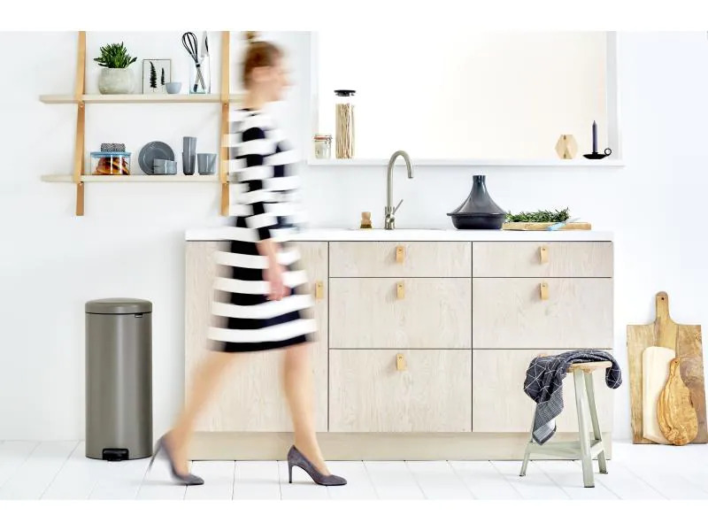Brabantia Treteimer NewIcon 30 l, Platinum