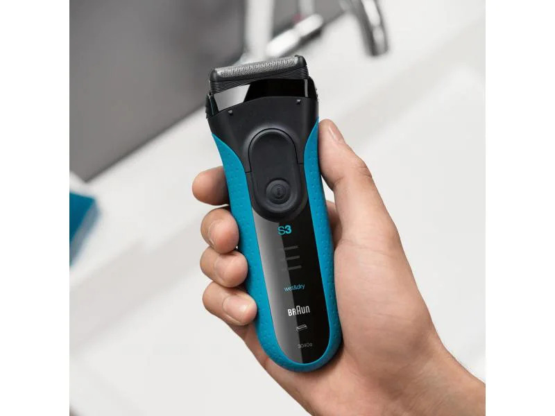 Braun Herrenrasierer Series 3 ProSkin 3040s