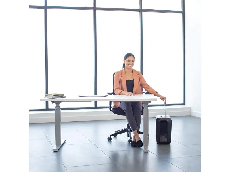 Fellowes Aktenvernichter Powershred LX65 P-4, 10 Seiten