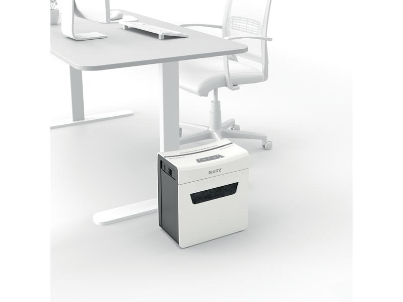 Leitz Aktenvernichter IQ Protect 6X P-4, 6 Seiten