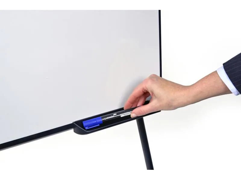 Legamaster Flipchart Economy Triangle 68 x 105 cm mit Stativ-Beine