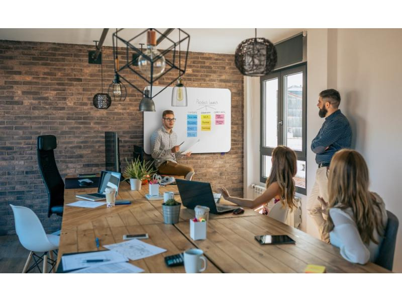 Legamaster Magnethaftendes Whiteboard Essence 150 cm x 100 cm, Weiss