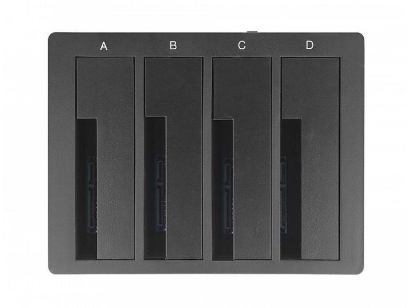 Delock Dockingsstation 63930  für 4x SATA HDD / SSD