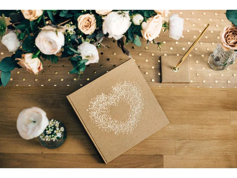Partydeco Gästebuch Herz 20.5 x 20.5 cm, Braun/Gold