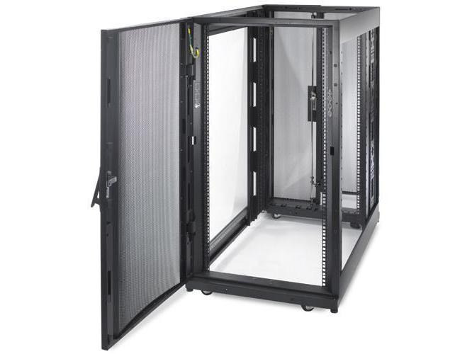 APC Netzwerkschrank NetShelter SX AR3104 24HE / Schwarz