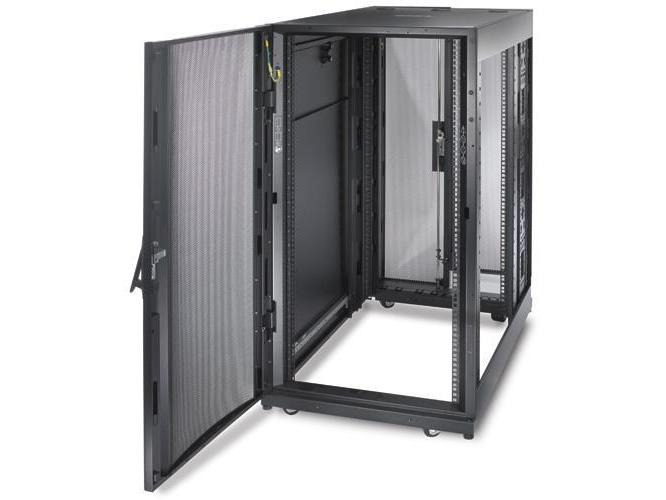 APC Netzwerkschrank NetShelter SX AR3104 24HE / Schwarz
