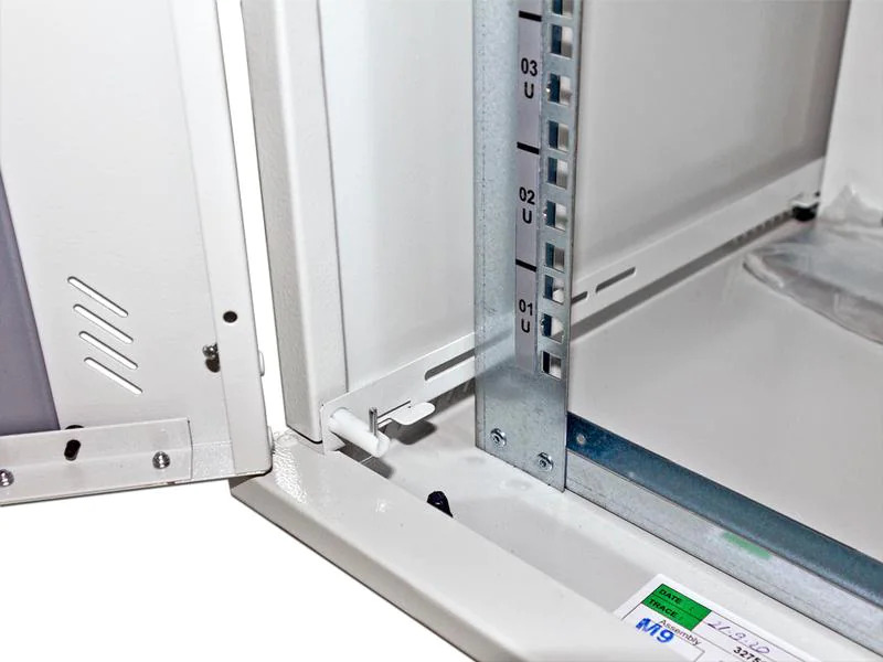 Wirewin Wandschrank 600X600X4U Pro 2nd Gen FP 19 / 4HE / Hellgrau