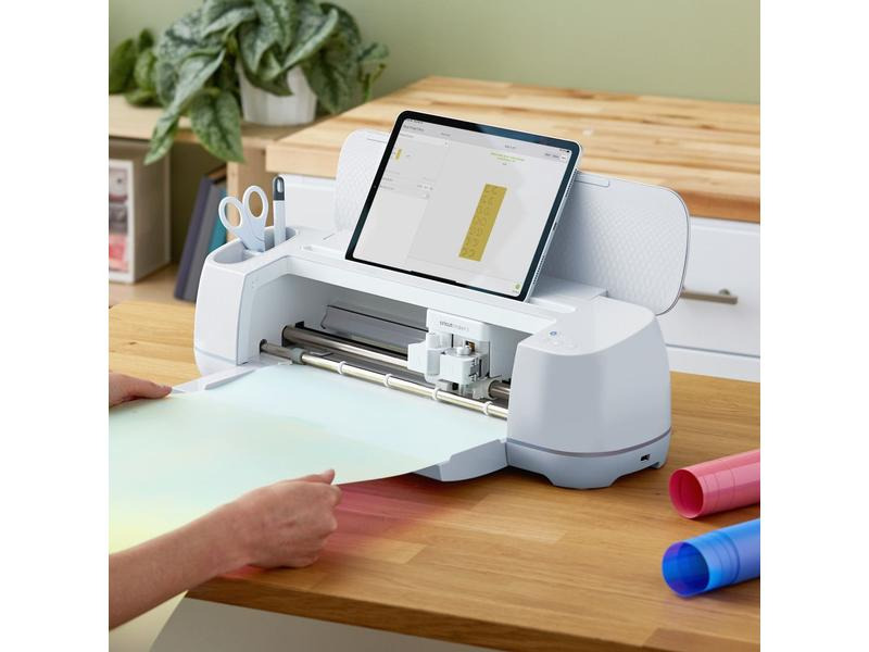 Cricut Aufbügelfolie Smart Holo 33 x 91 cm, 1 Stück, Transblue