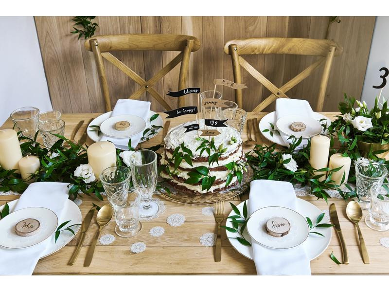 Partydeco Tischkarte Holzscheibe Ø 4.5-6.5 cm H: 1 cm, 20 Stück, Braun