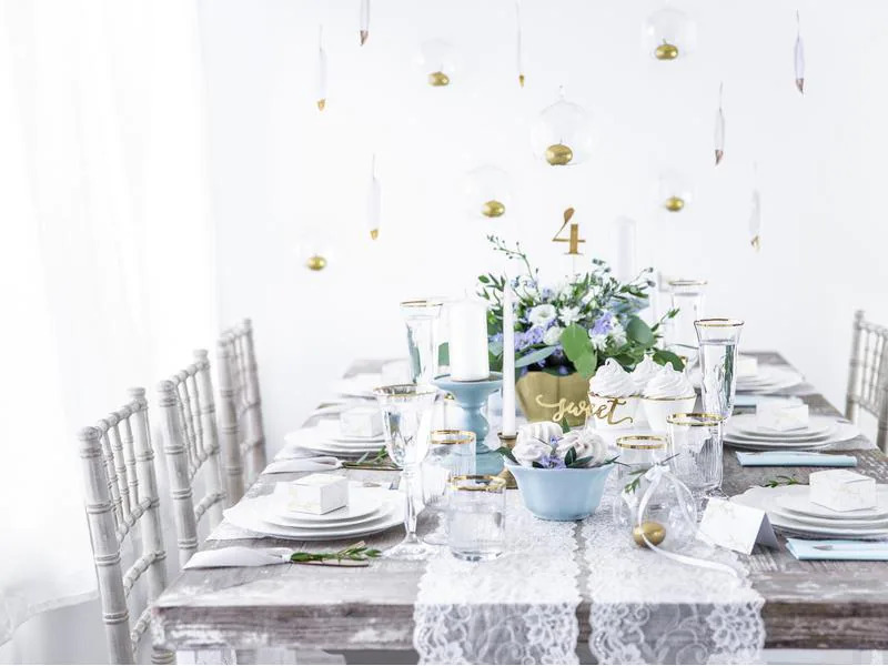 Partydeco Tischkarte Zweige 9.5 x 5.5 cm, 10 Stück, Weiss/Gold