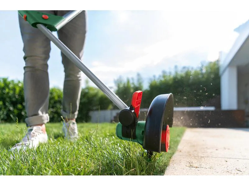 Bosch Akku-Rasentrimmer UniversalGrassCut 18 V-26 Solo