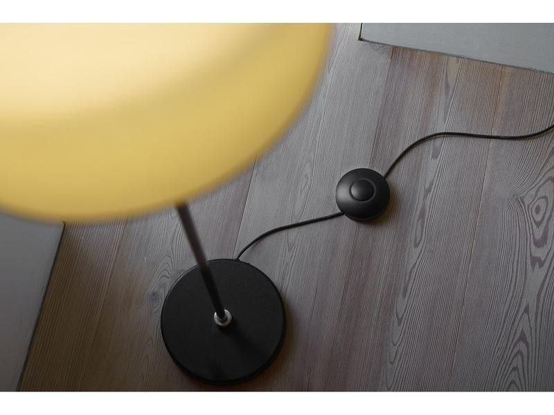 Max Hauri Universal-Fussdimmer Phasenabschnitt 100W, Schwarz