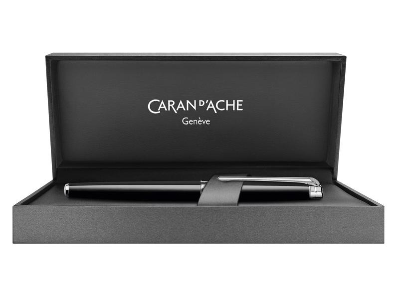 Caran d'Ache Kugelschreiber Léman Slim Ebenholzschwarz