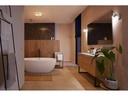 Philips Hue Badezimmerleuchte White &amp; Color Ambiance, Xamento M, BT