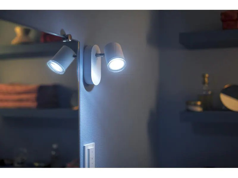 Philips Hue Badezimmerleuchte White Ambiance Adore, GU10, Weiss, BT