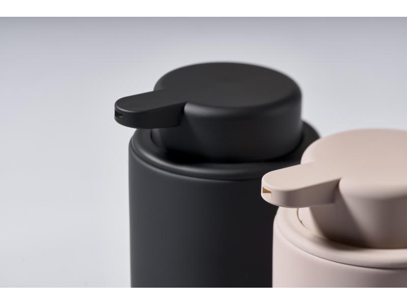 Zone Denmark Seifenspender UME  0.45 l, Schwarz