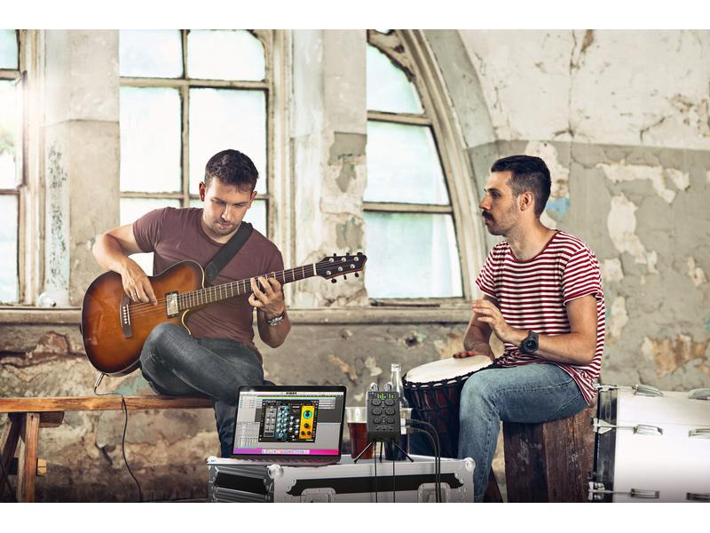 IK Multimedia Audio Interface IRig Pro Quattro I/O Deluxe