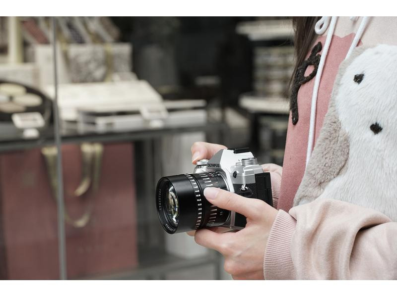 TTArtisan Festbrennweite APS-C 50 mm F0.95 – MFT