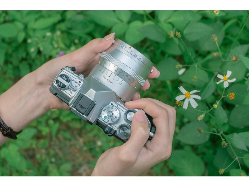 TTArtisan Festbrennweite APS-C 50 mm f1.2 – MFT