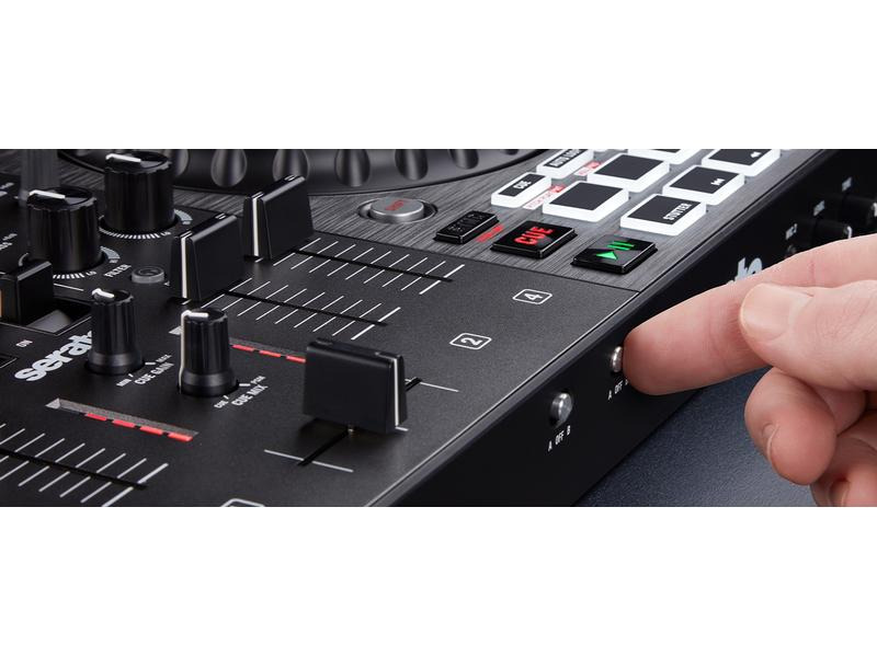 Numark DJ-Controller NS4FX