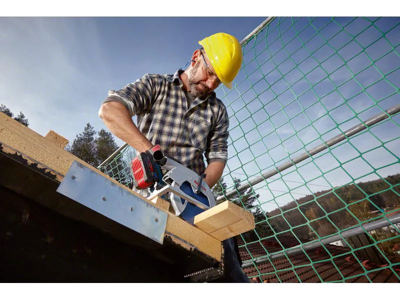 Bosch Professional Akku-Kreissäge GKS 18V-68 C solo