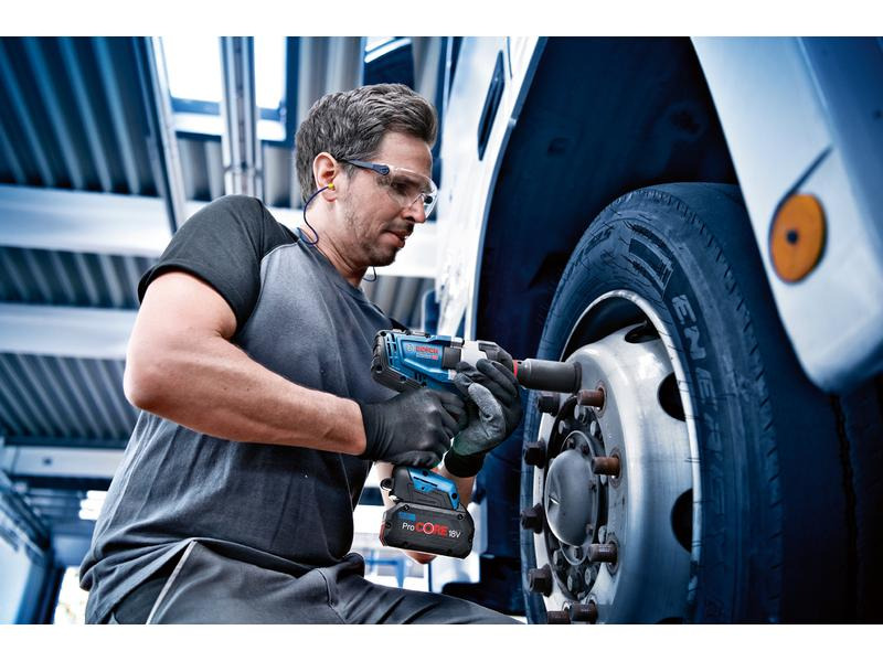 Bosch Professional Akku-Schlagschrauber GDS 18V-1050 H solo