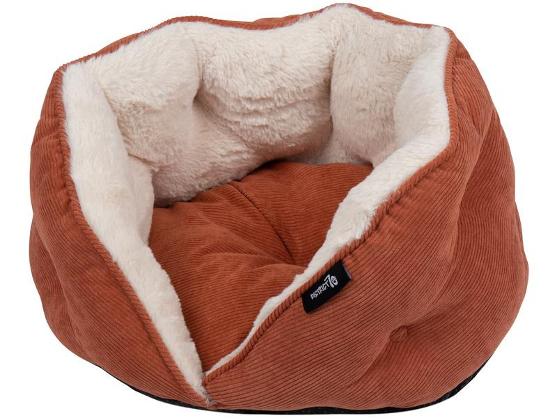 District 70 Kuschelsack Tuck, Terra
