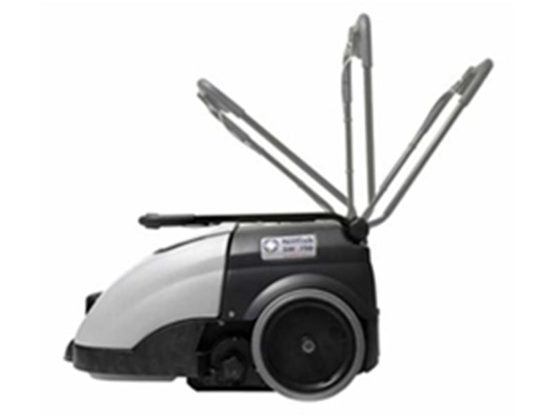 Nilfisk Akku-Kehrmaschine SW750