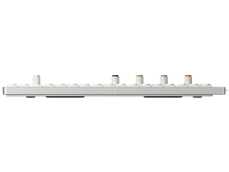 Teenage Engineering Synthesizer OP-1 field