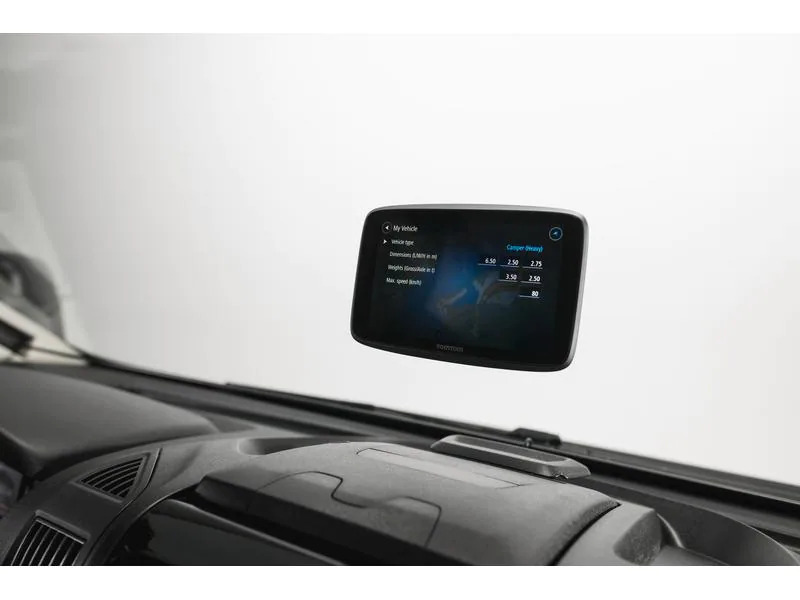 TomTom Navigationsgerät GO Camper Tour 6 EU48