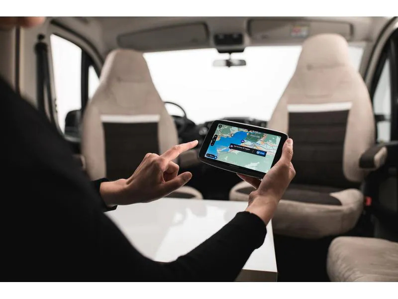 TomTom Navigationsgerät GO Camper Tour 6 EU48
